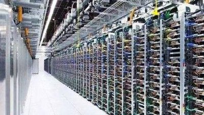 Cutting-edge mining farm maximizing energy efficiency and hash power