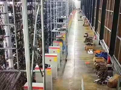 Modern mining farm with decentralized mining pools infrastructure